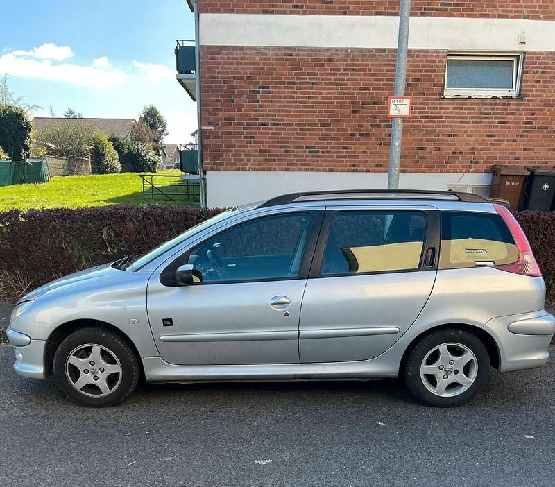 Gebraucht Peugeot 206 75 PS (55 kW) 2006 Grau Kombi