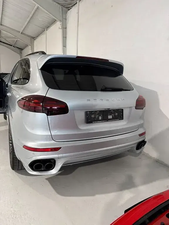 Usata Porsche Cayenne S 385 CV (283 kW) 2016 Argento SUV