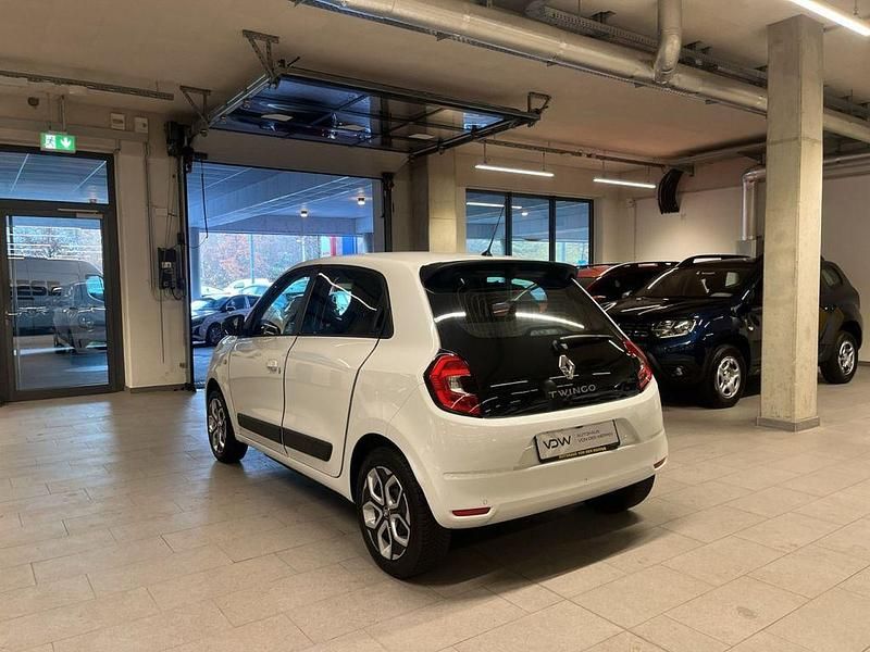 Gebraucht Renault Twingo Equilibre 60 kW (82 PS) 2022 Weiß Kleinwagen