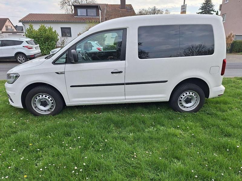 Gebraucht VW Caddy 84 PS (61 kW) 2015 Weiß Van / Kleinbus