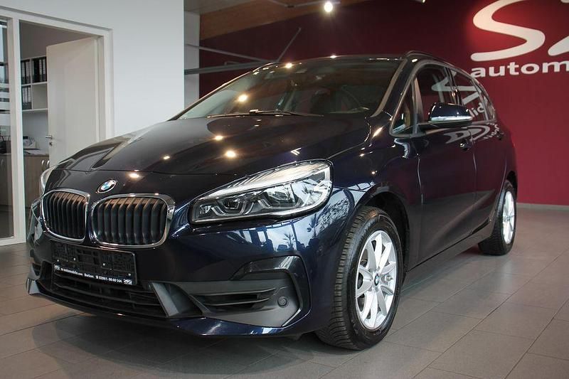 Gebraucht BMW 220 Active Tourer Sport Line 192 PS (141 kW) 2019 Blau Van / Kleinbus