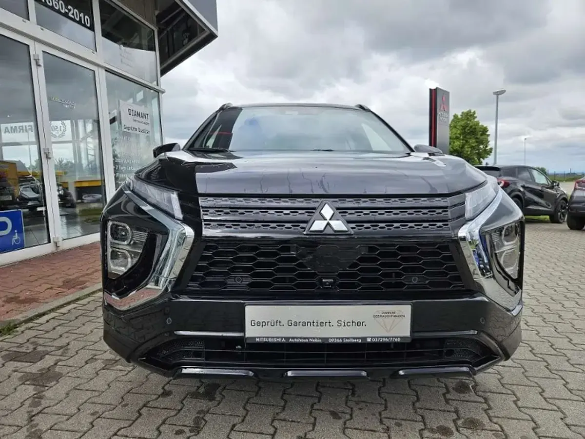 Gebraucht Mitsubishi Eclipse Cross Select 188 PS (138 kW) 2022 Pantherschwarz SUV