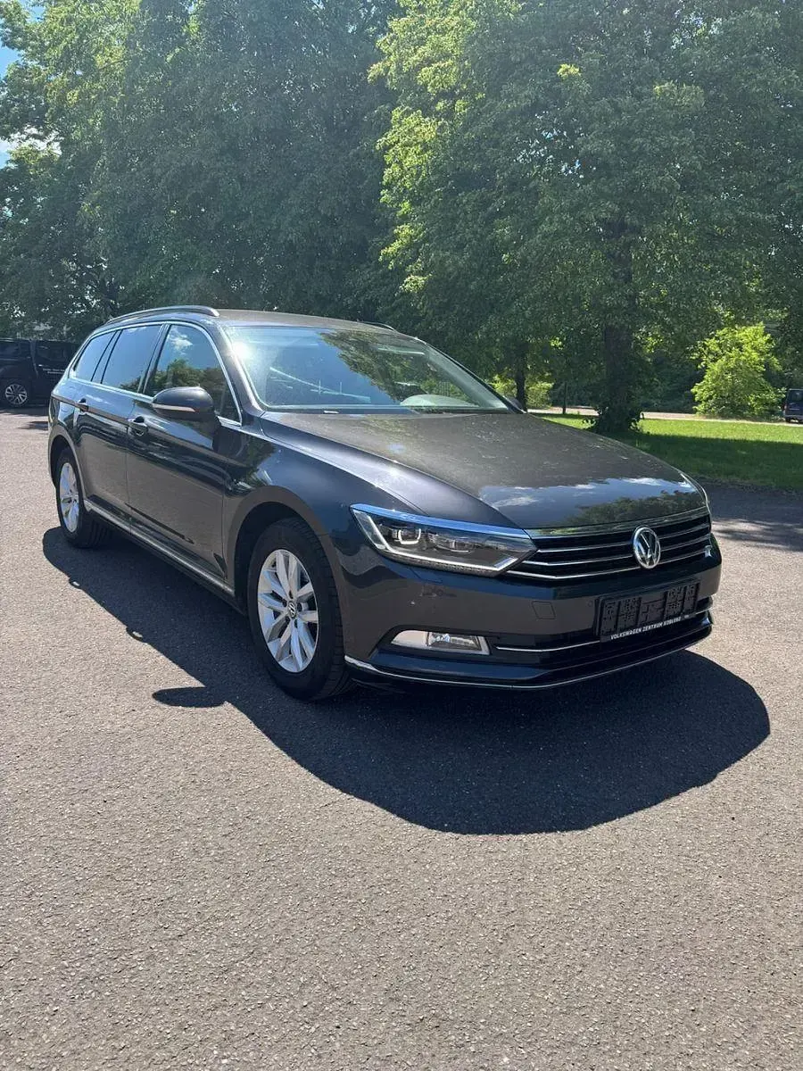Usata VW Passat 190 CV (139 kW) 2018 Nero Station wagon