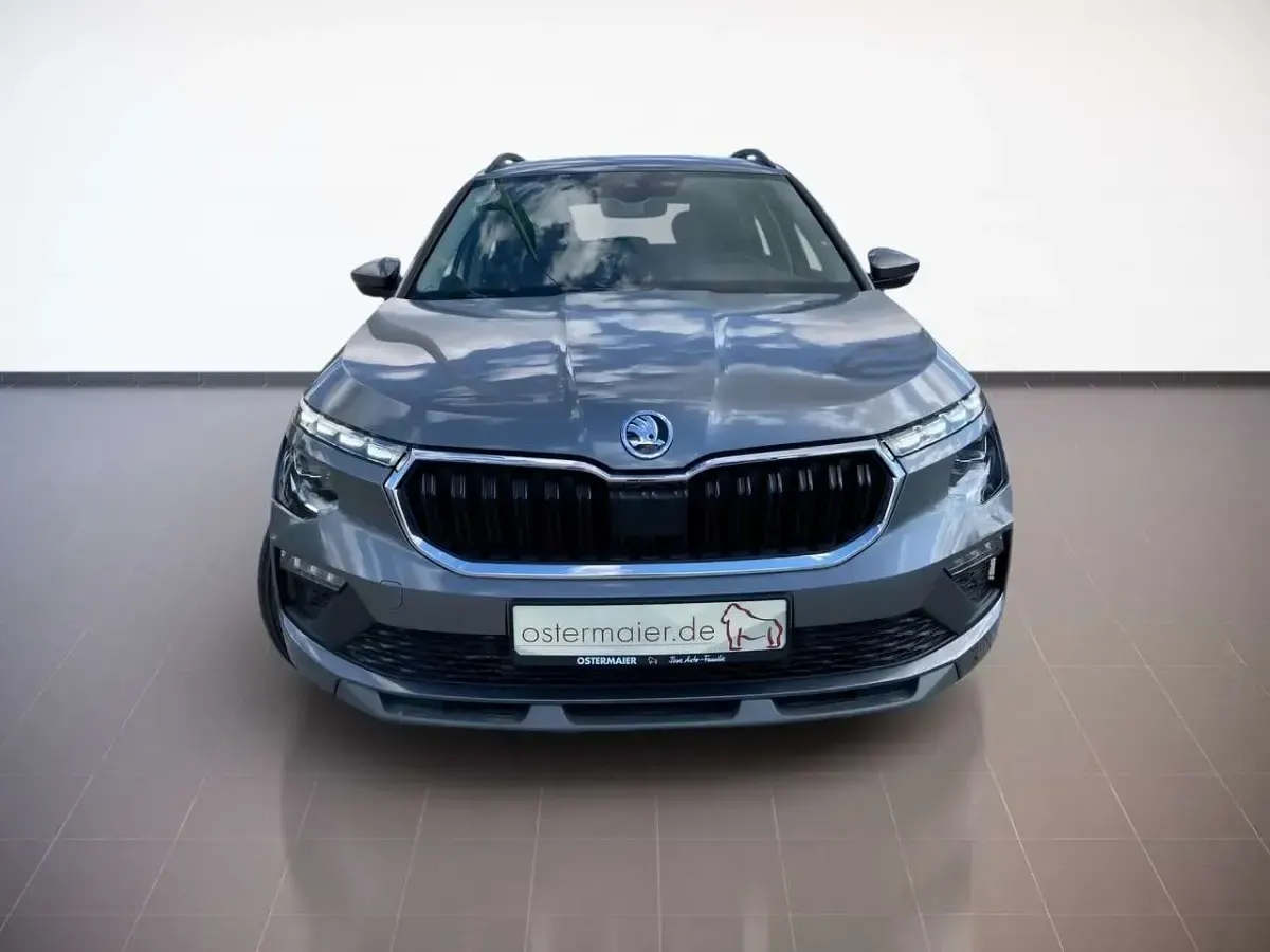Neu Skoda Kamiq Tour 116 PS (85 kW) 2025 Graphitegrau SUV