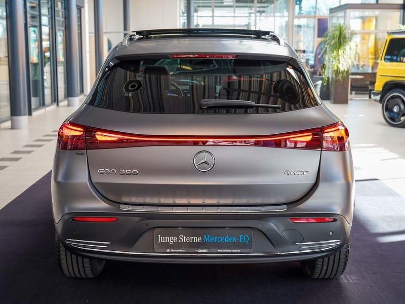 Gebraucht Mercedes EQA350 Progressive 214 kW (292 PS) 2024 Manufaktur mountaingrau magno SUV