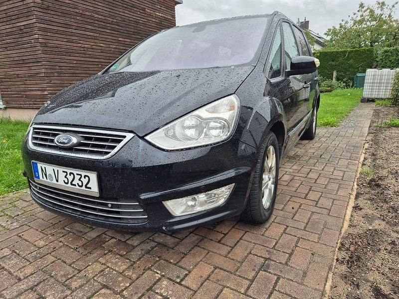 Gebraucht 2010 Ford Galaxy Titanium Van / Kleinbus | 3.250 € (Fairer Preis) - Bild 1/4