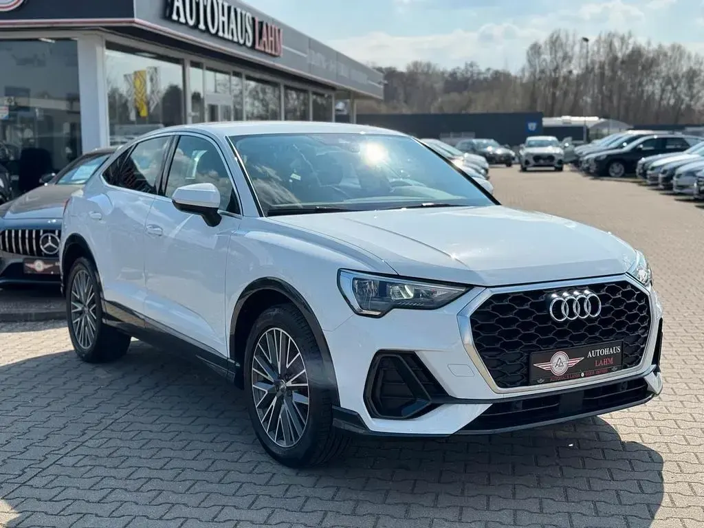 Gebraucht Audi Q3 Sportback Basis 150 PS (110 kW) 2020 Weiß SUV