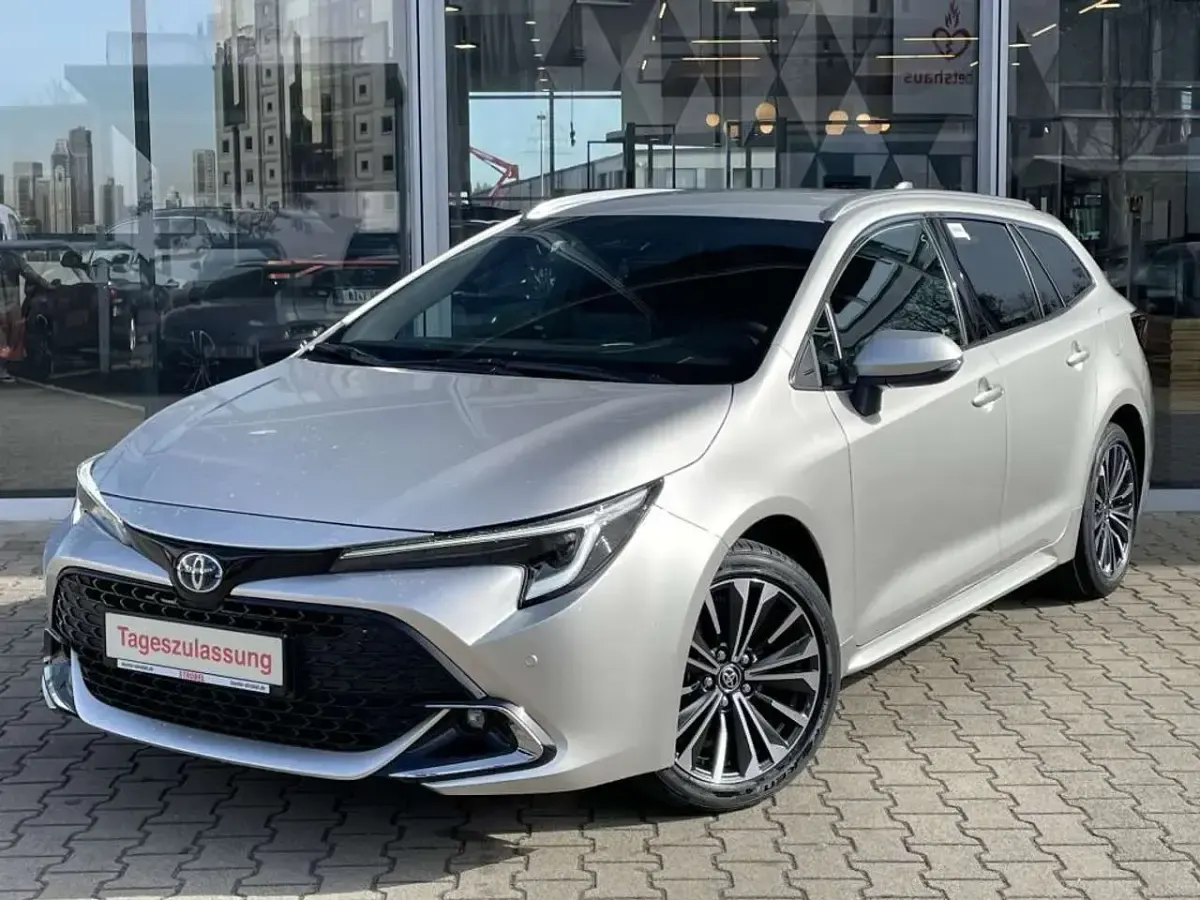 Ny Toyota Corolla 140 HK (102 kW) 2026 Sølv Stationcar