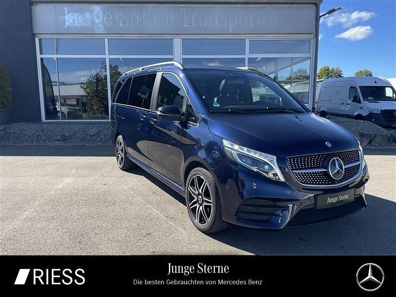 Cavansitblau metallic Gebraucht 2021 Mercedes V300 Avantgarde Edition Van / Kleinbus | 53.969 € (Guter Preis) - Bild 1/4