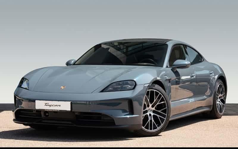 Blau Gebraucht 2025 Porsche Taycan Cross Turismo Limousine | 109.900 € - Bild 1/4