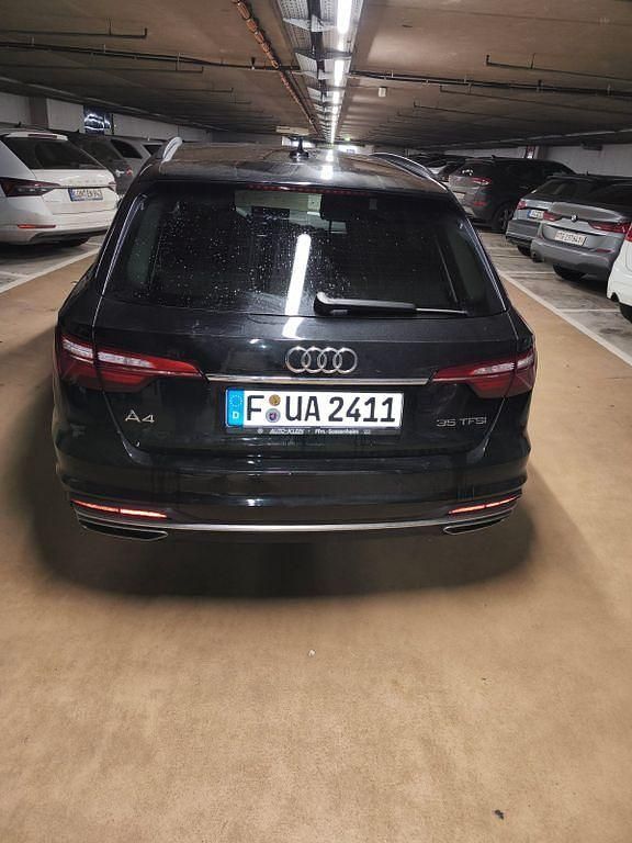 Gebraucht Audi A4 Advanced 150 PS (110 kW) 2022 Schwarz Kombi