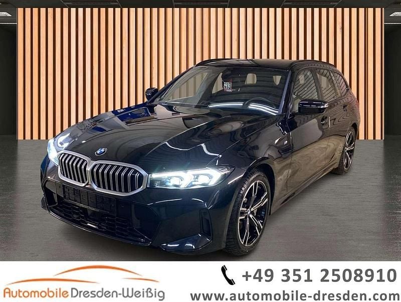 Schwarz schwarz (metallic) Gebraucht 2024 BMW 330 M Sport Kombi | 36.980 € (Superpreis) - Bild 1/4