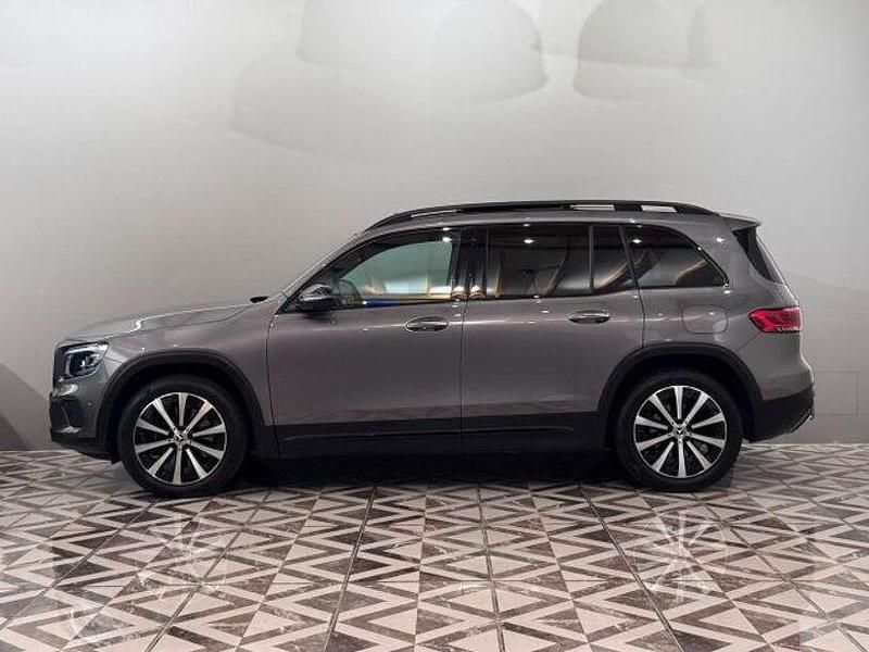 Gebraucht Mercedes GLB200 150 PS (110 kW) 2022 Mountaingrau SUV