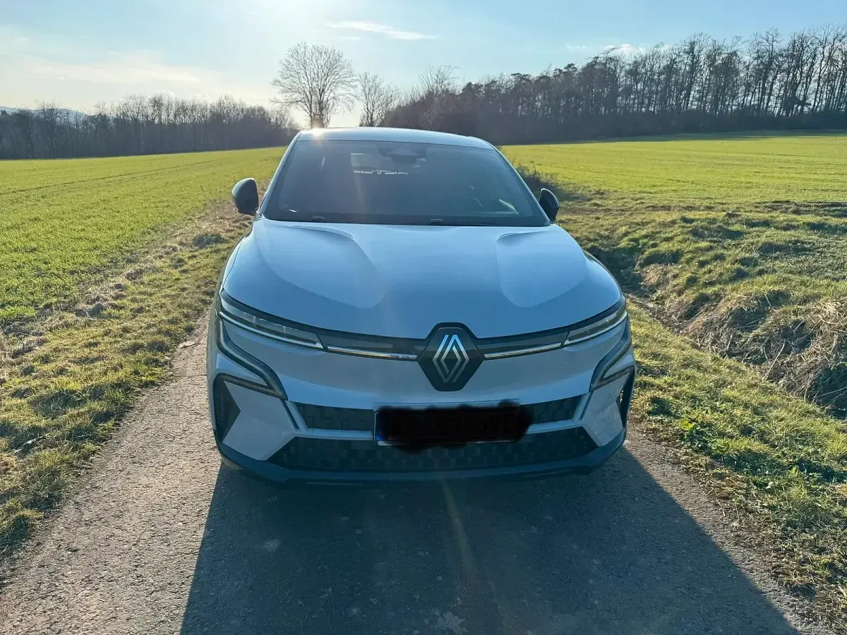 Gebraucht Renault Megane E-Tech Techno 161 kW (220 PS) 2022 Grau Limousine