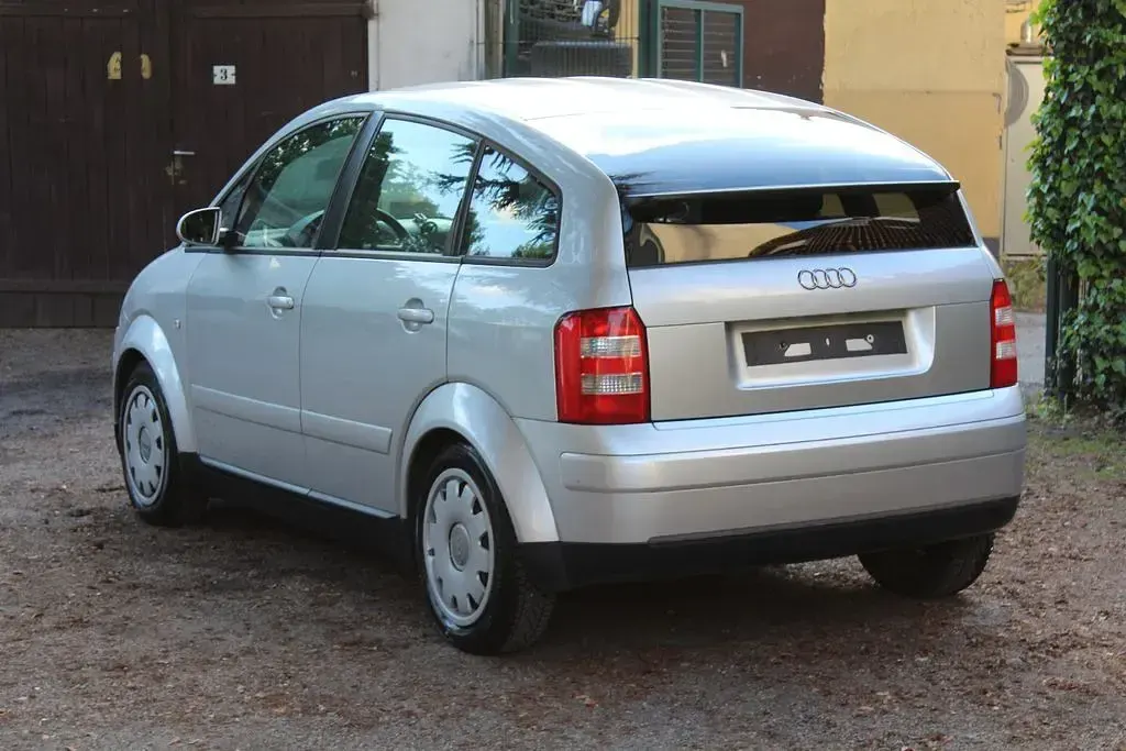 Gebraucht Audi A2 75 PS (55 kW) 2002 Silber Kleinwagen