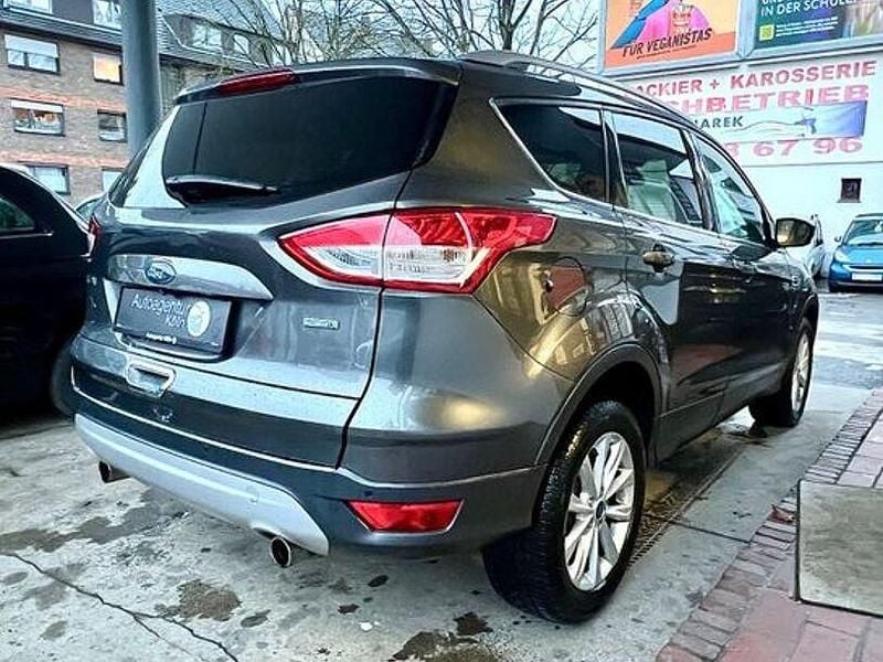 Gebraucht Ford Kuga Titanium 183 PS (134 kW) 2016 Magnetic SUV