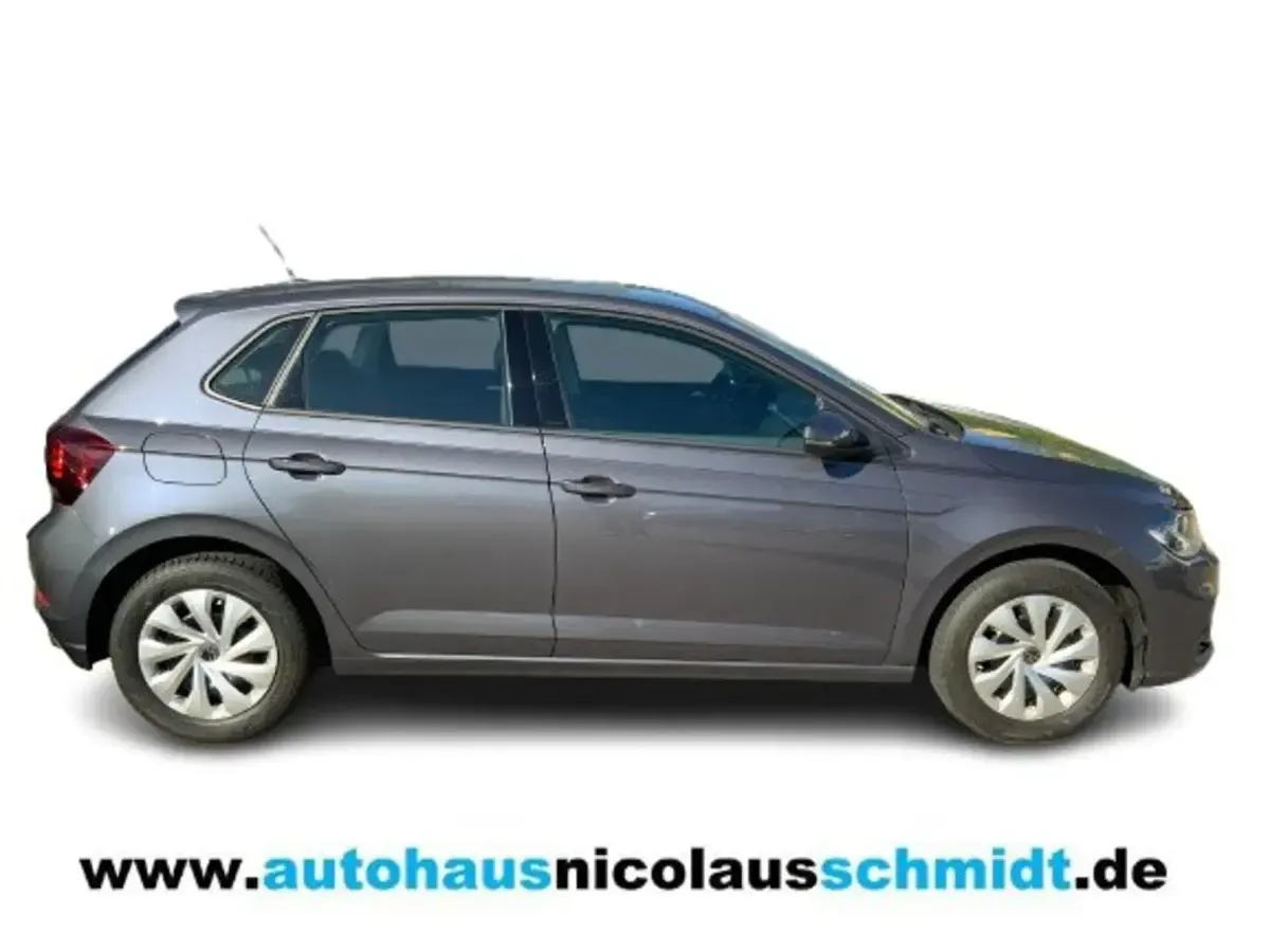 Gebraucht VW Polo Life 80 PS (58 kW) 2023 Grau Limousine