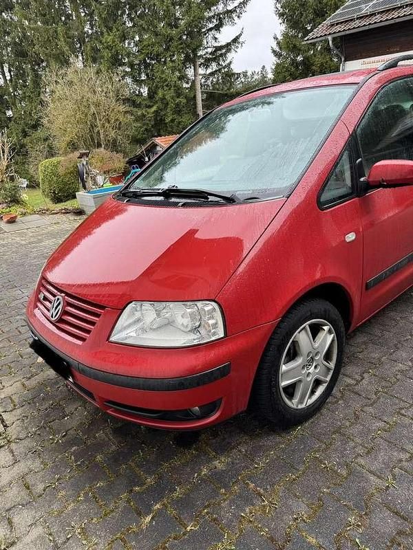 Gebraucht VW Sharan 204 PS (150 kW) 2002 Rot Van / Kleinbus