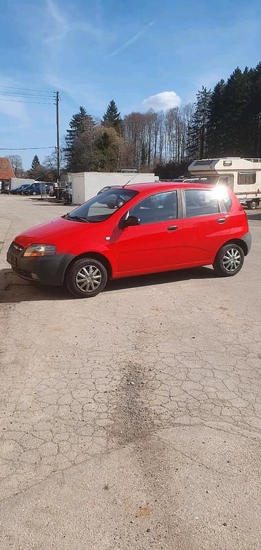 Gebraucht Chevrolet Kalos 60 PS (44 kW) 2006 Rot Kleinwagen