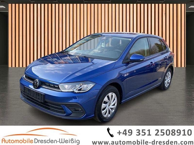 Gebraucht VW Polo Life 80 PS (58 kW) 2024 Blau reef blue metallic (metallic) Limousine
