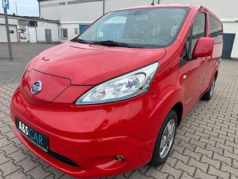 Rot Gebraucht 2021 Nissan e-NV200 Van | 18.900 € (Fairer Preis) - Bild 1/4