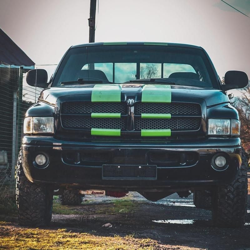 Schwarz Gebraucht 2000 Dodge Magnum Abholung | 3.900 € - Bild 1/4