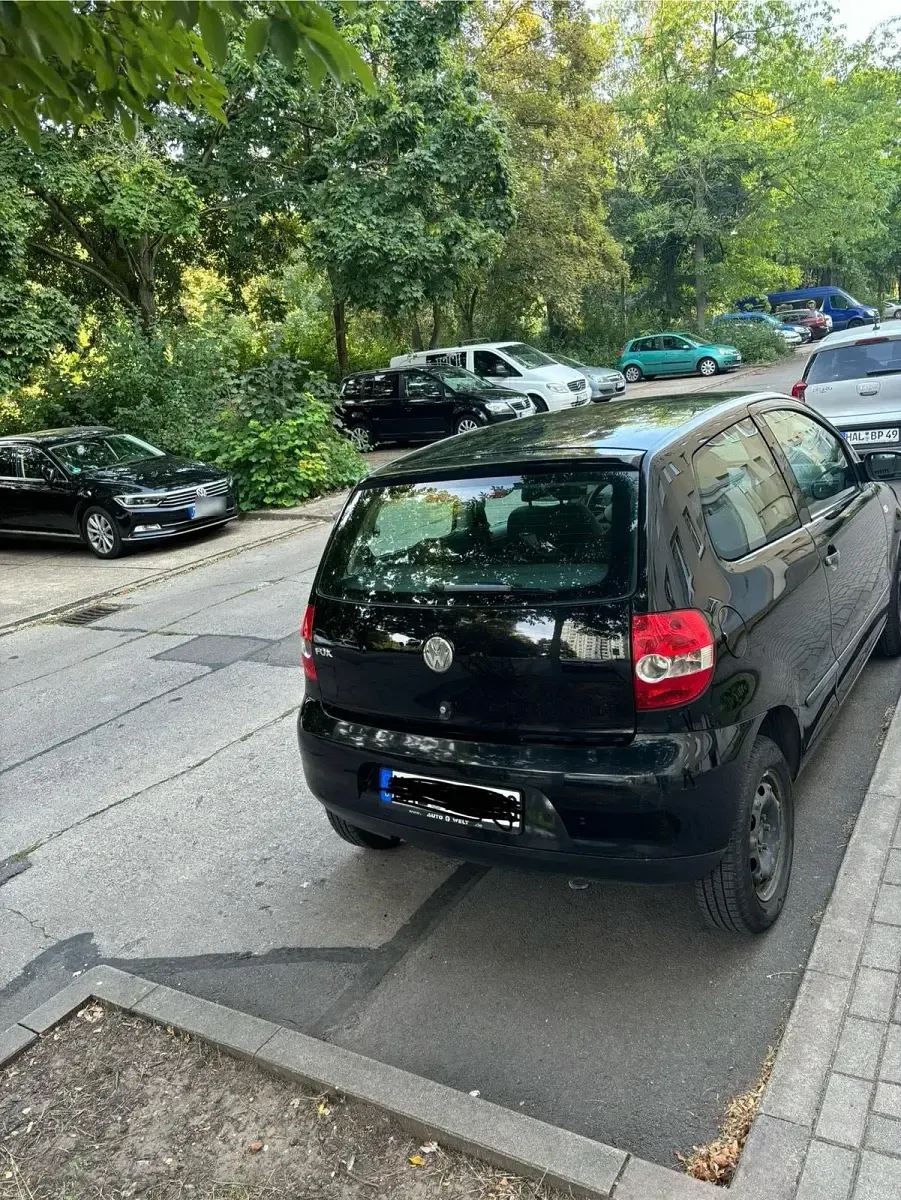 Używany VW Fox 55 KM (40 kW) 2005 Czarny Hatchback