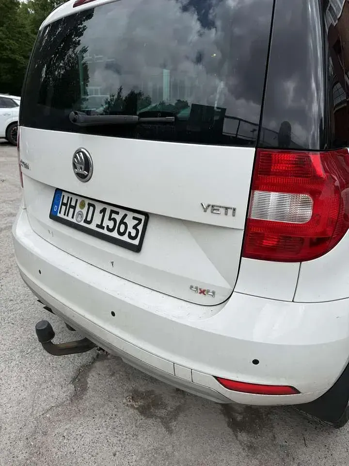 Gebraucht Skoda Yeti Elegance 140 PS (102 kW) 2014 Weiß SUV