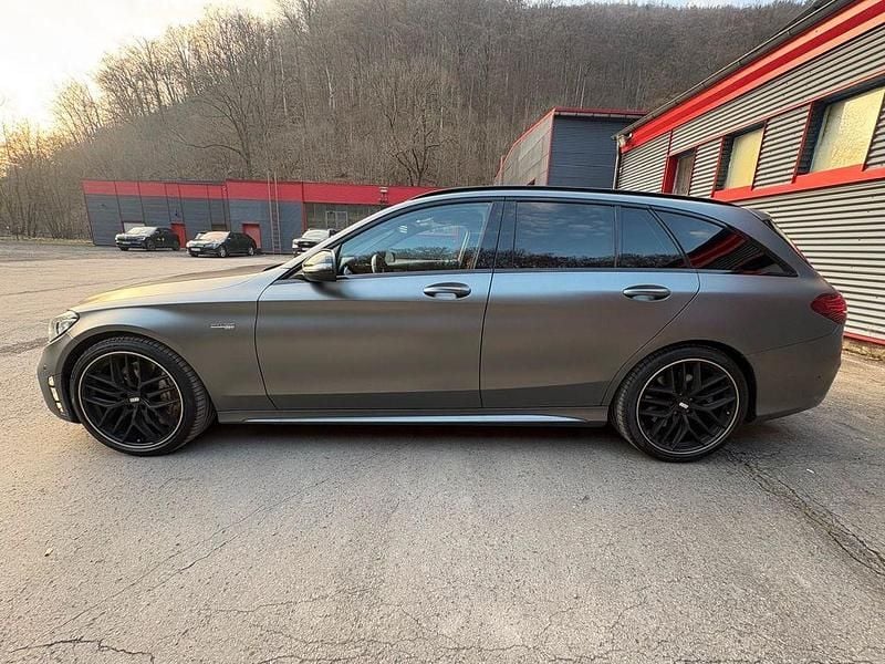 Gebraucht Mercedes C43 AMG AMG 390 PS (286 kW) 2019 Grau Limousine