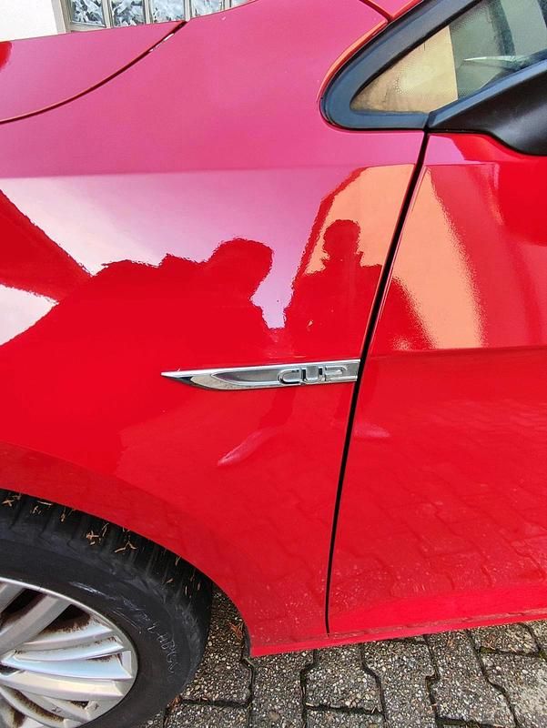 Gebraucht VW Golf VII Edition 86 PS (63 kW) 2014 Rot Limousine