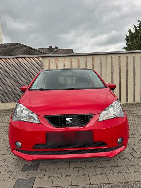 Second-hand Seat Mii Style 75 CP (55 kW) 2012 Roșu Hatchback