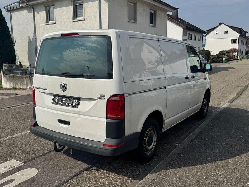 Gebraucht VW Transporter 102 PS (75 kW) 2017 Weiß Van