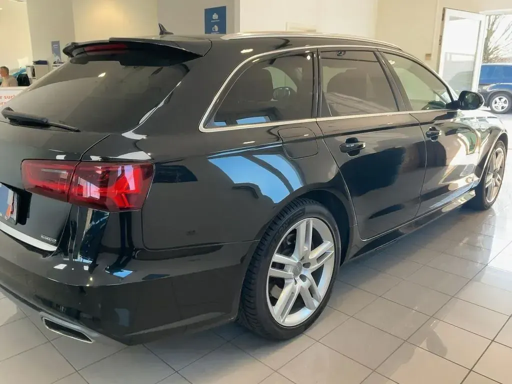 Gebraucht Audi A6 Ambiente 272 PS (200 kW) 2016 Schwarz Kombi