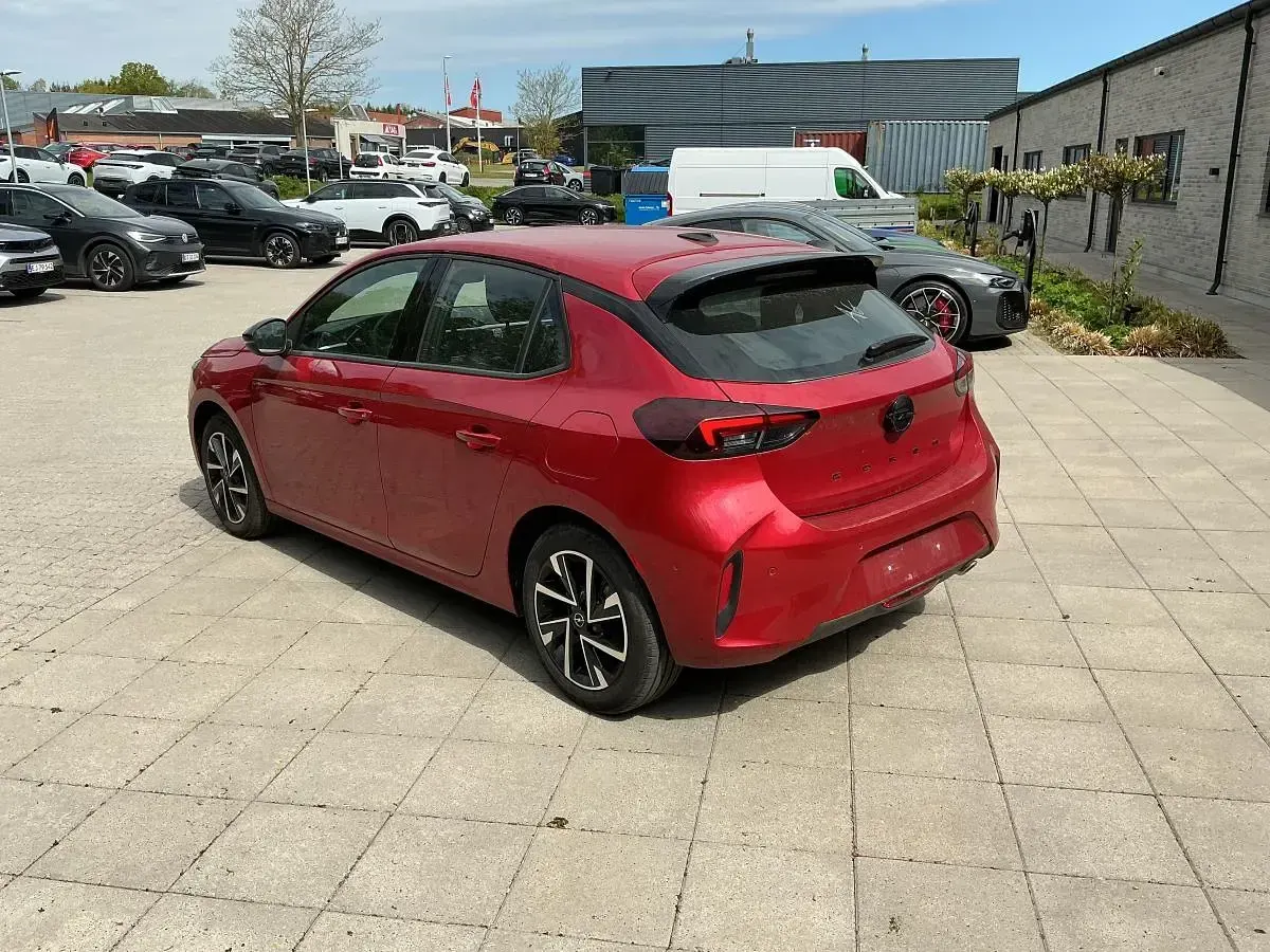 Gebraucht Opel Corsa GS Line 102 PS (75 kW) 2025 Rot Kleinwagen