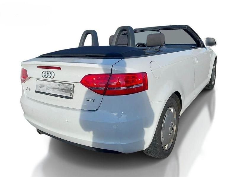 Gebraucht Audi A3 Cabriolet Attraction 105 PS (77 kW) 2010 Weiß Cabrio