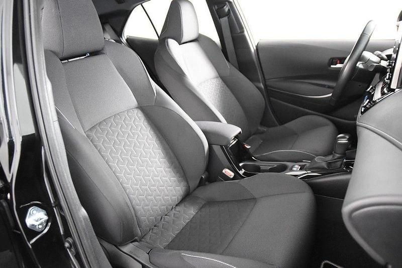 Gebraucht Toyota Corolla 122 PS (89 kW) 2021 Schwarz Limousine