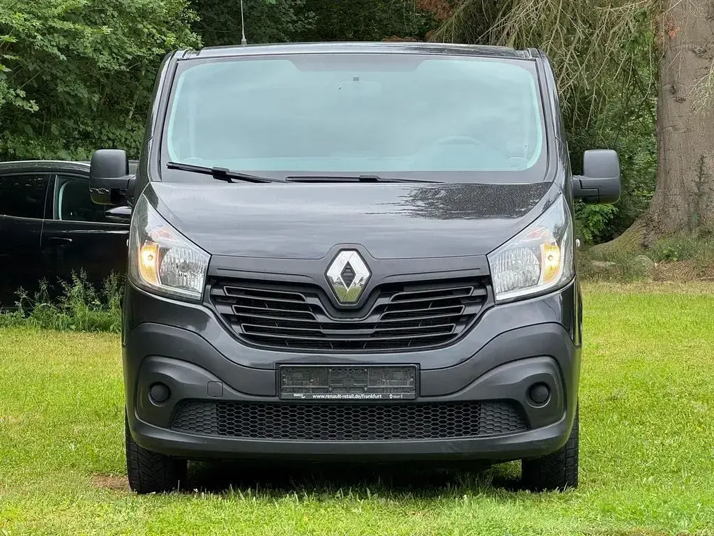 Gebraucht Renault Trafic Expression 95 PS (69 kW) 2015 Schwarz Van / Kleinbus