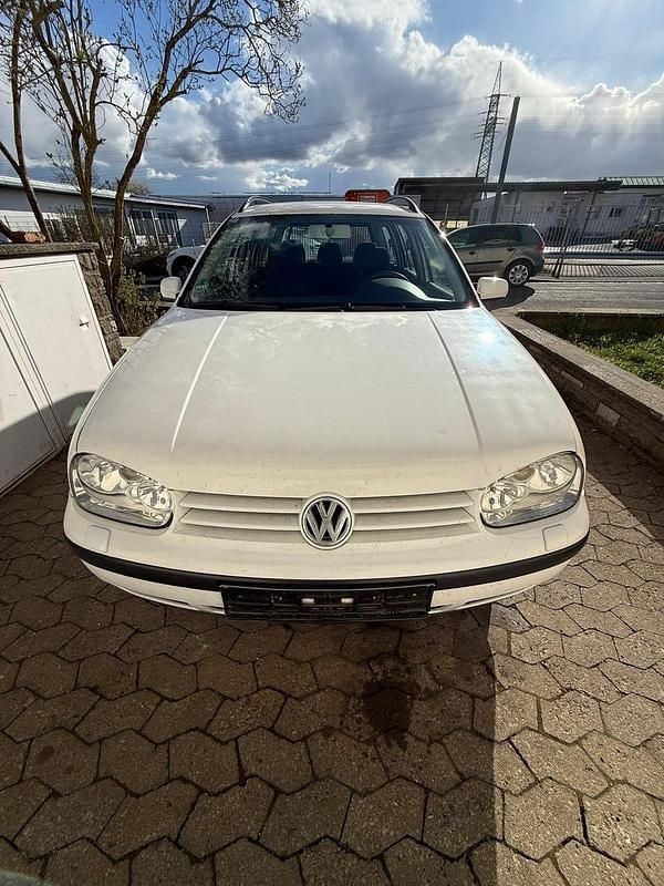 Gebraucht VW Golf IV 105 PS (77 kW) 2005 Weiß Kleinwagen