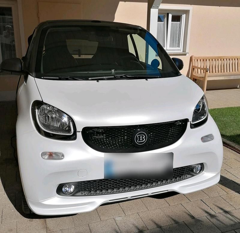 Gebraucht Smart ForTwo Cabrio Brabus 90 PS (66 kW) 2018 Weiß Cabrio