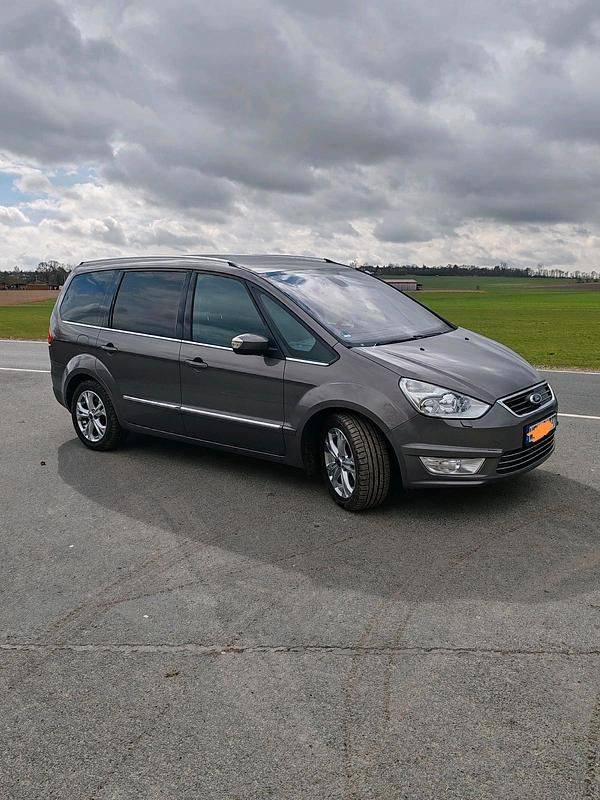 Gebraucht Ford Galaxy 163 PS (119 kW) 2013 Grau Van / Kleinbus