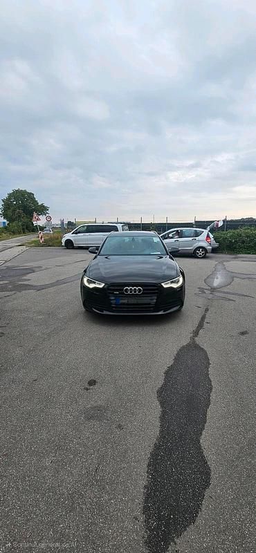 Schwarz Gebraucht 2013 Audi A6 Kombi | 9.000 € (Guter Preis) - Bild 1/4