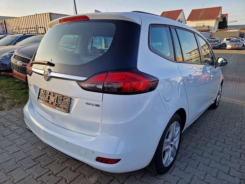 Gebraucht Opel Zafira Edition 170 PS (125 kW) 2016 Schneeweiss/summitwhite/arctic Van / Kleinbus