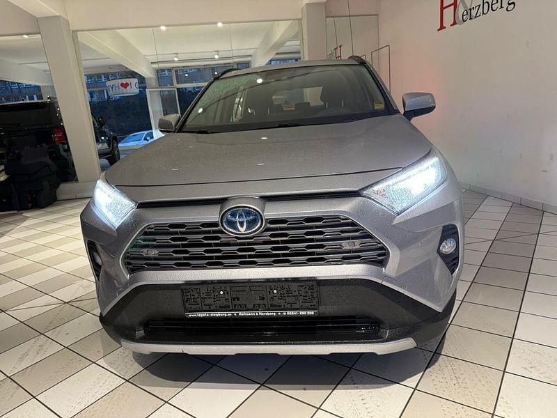 Gebraucht Toyota RAV4 Hybrid Business Edition 218 PS (160 kW) 2019 Silber SUV
