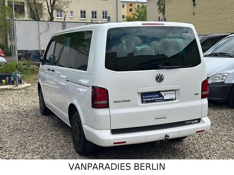 Second-hand VW T5 Edition 140 CP (102 kW) 2011 Alb Van