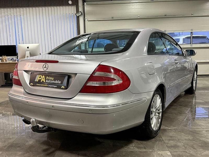 Gebraucht Mercedes CLK200 Avantgarde 163 PS (119 kW) 2003 Silber Coupé