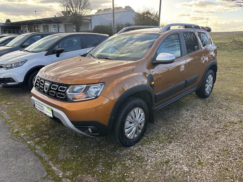Orange atacama Gebraucht 2018 Dacia Duster Prestige SUV | 15.990 € (Teuer) - Bild 1/4