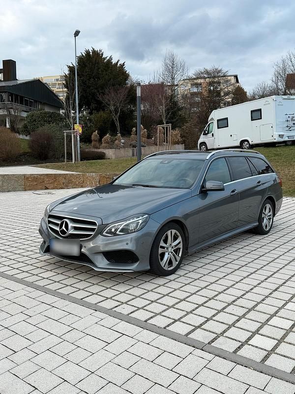 Gebraucht Mercedes E350 AMG line 265 PS (194 kW) 2016 Silber Kombi