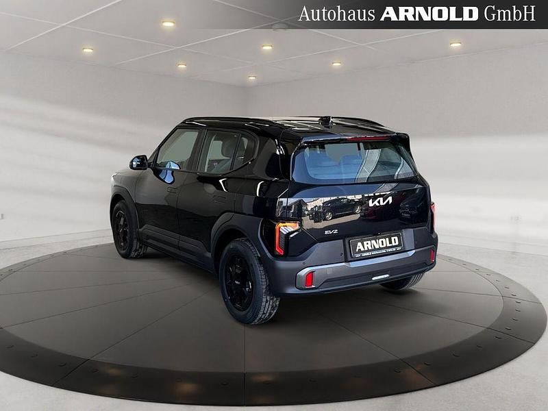 Neu Kia EV2 Air 108 kW (147 PS) 2026 Schwarz SUV