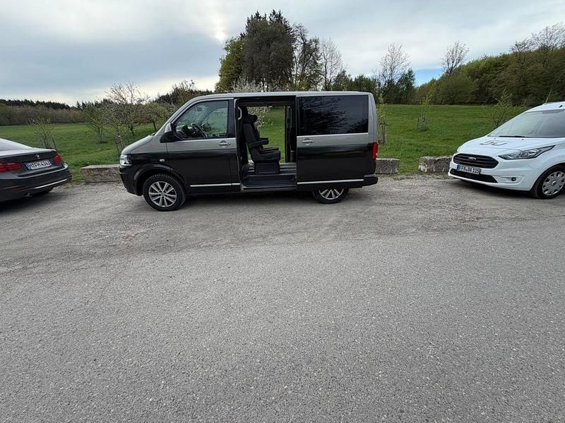 Używany VW T5 179 KM (131 kW) 2015 Szary Van