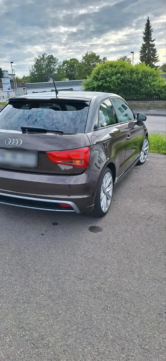 Gebraucht Audi A1 S-Line 180 PS (132 kW) 2012 Braun Kleinwagen